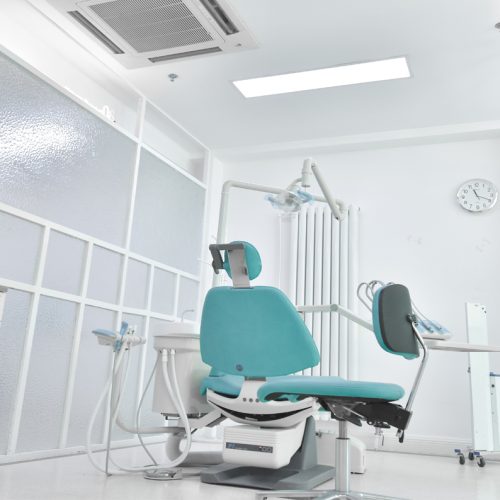 area-de-tratamiento-de-la-clinica-dental.jpg
